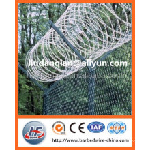 wholesale razor blades/installed barbed wire fence/airport prison barbed wire fence